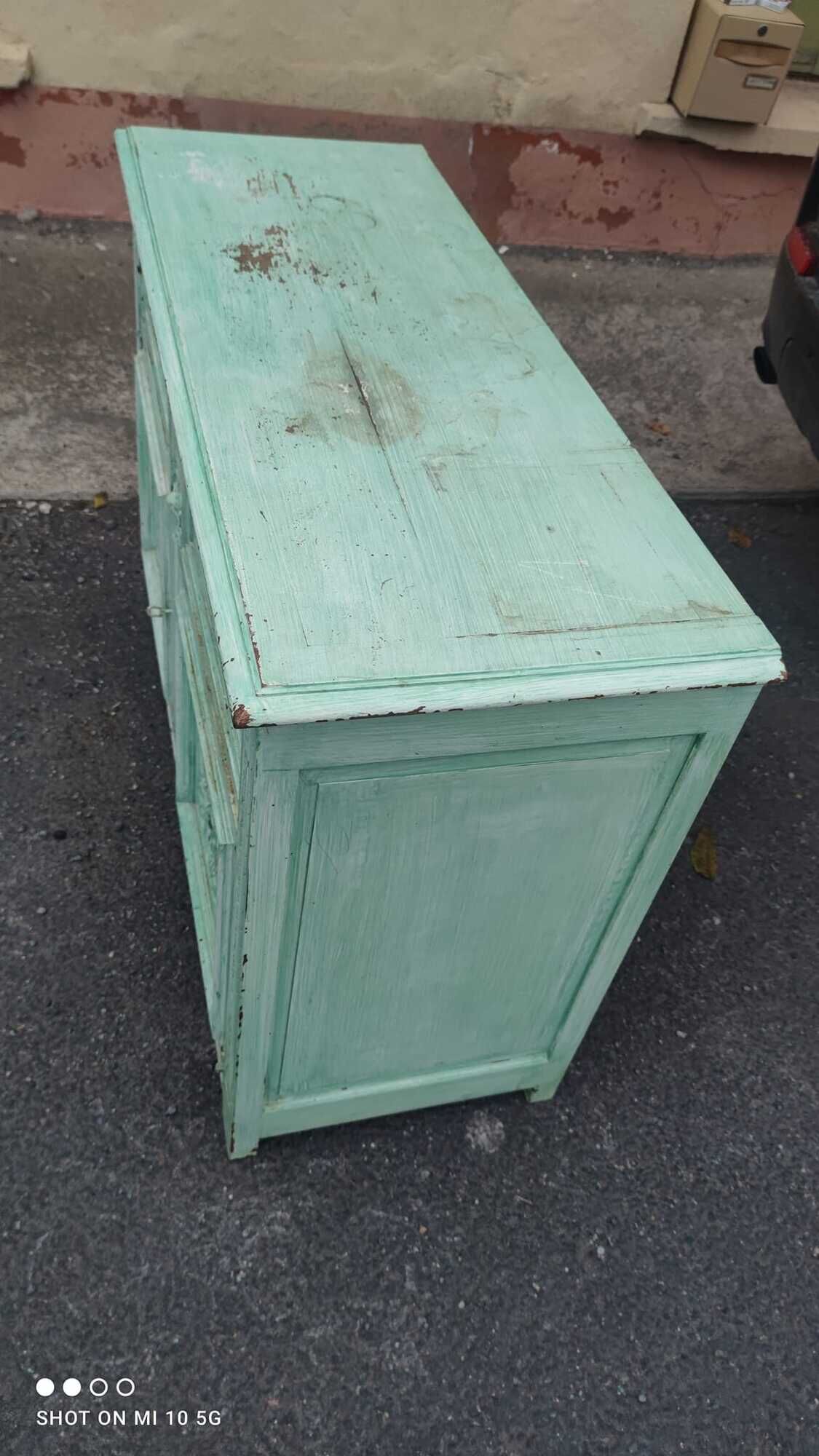 Buffet in painted and patinated mahogany wood dating from the late nineteenth century