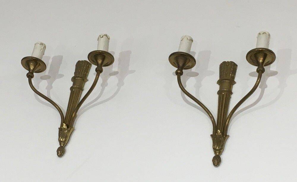 Pair of Louis XVI style bronze wall sconces with quivers