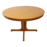 Vintage round table from the 60s and 70s in blond elm with integrated extension