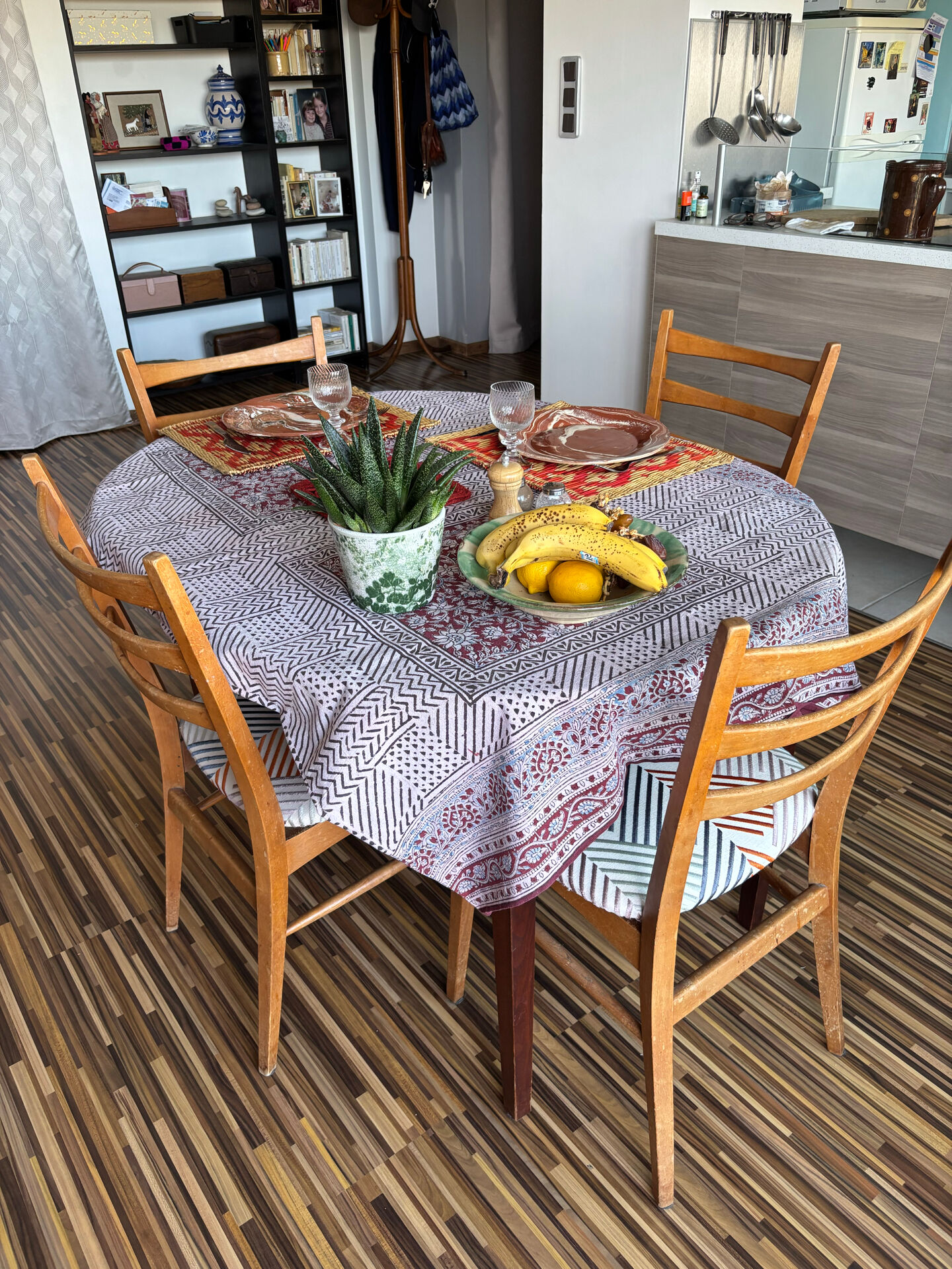 4 chairs
