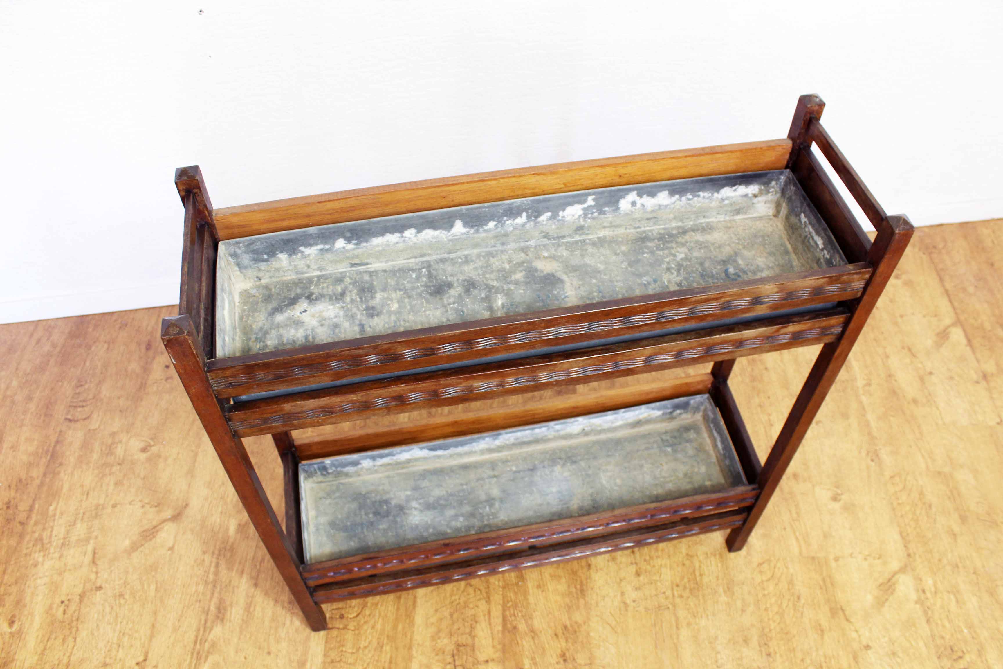 Solid wood and zinc planter