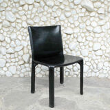 CAB 412 chair in black leather, Mario Bellini design for Cassina