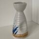 Carafe à saké japonaise pouvant former vase ou saucière en porcelaine émaillée