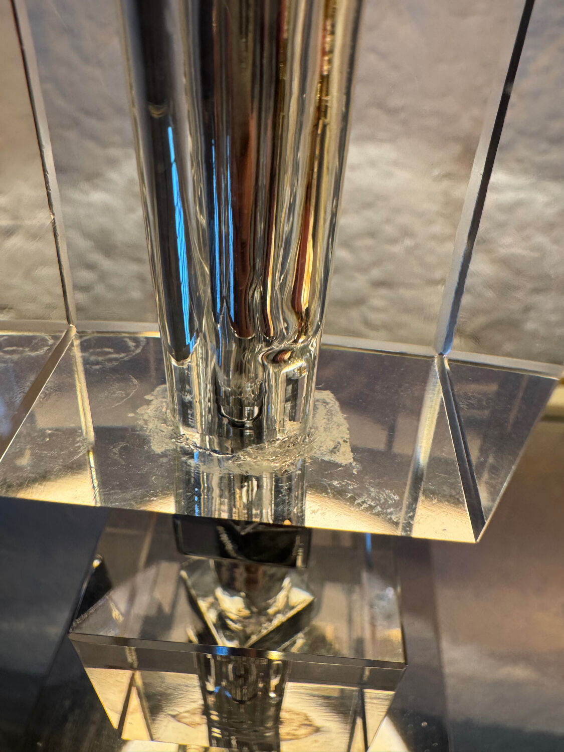 Art Deco lamp in chrome and crystal