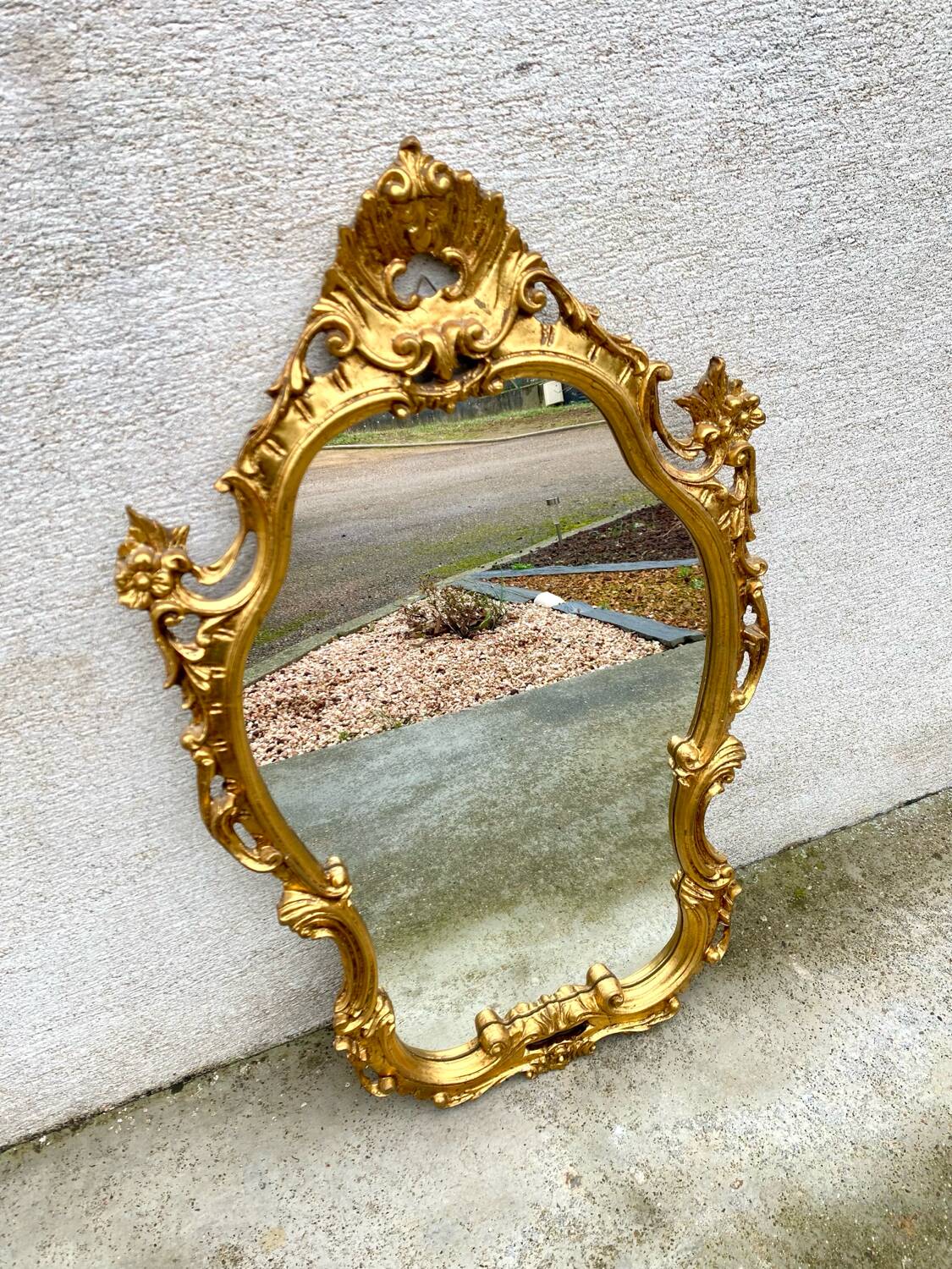 Baroque wooden mirror from the period