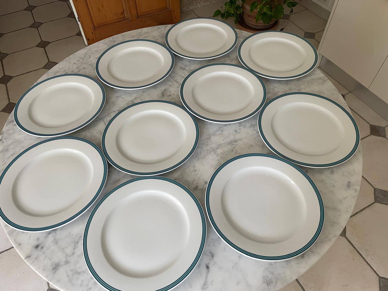 10 Large Dinner Plates 31.5 cm