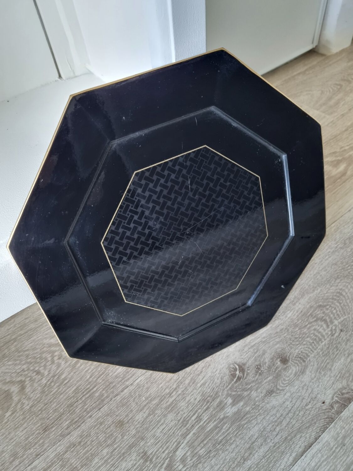 Melarti presentation plate