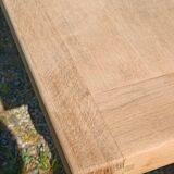 Farm table