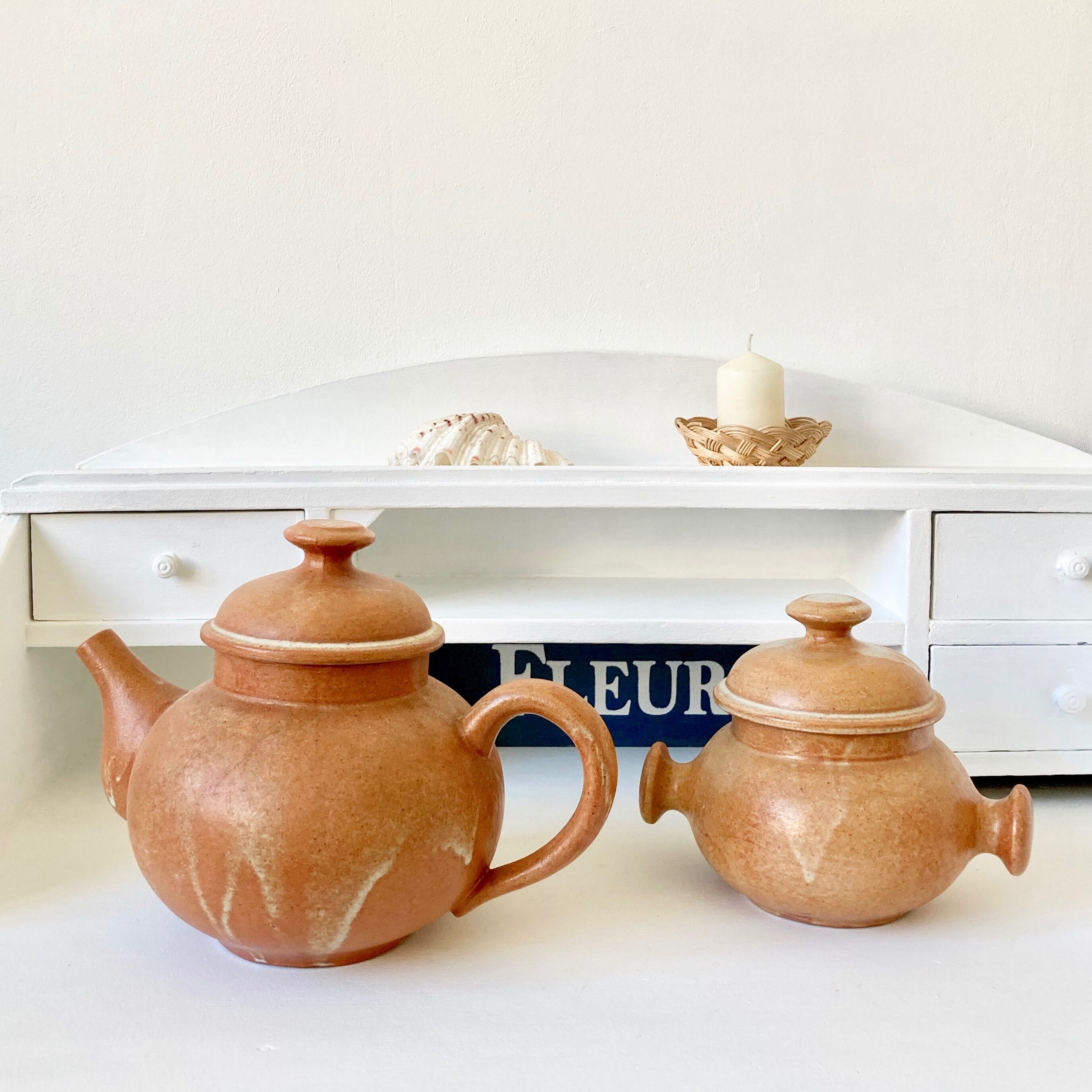 Sandstone and sugar teapot