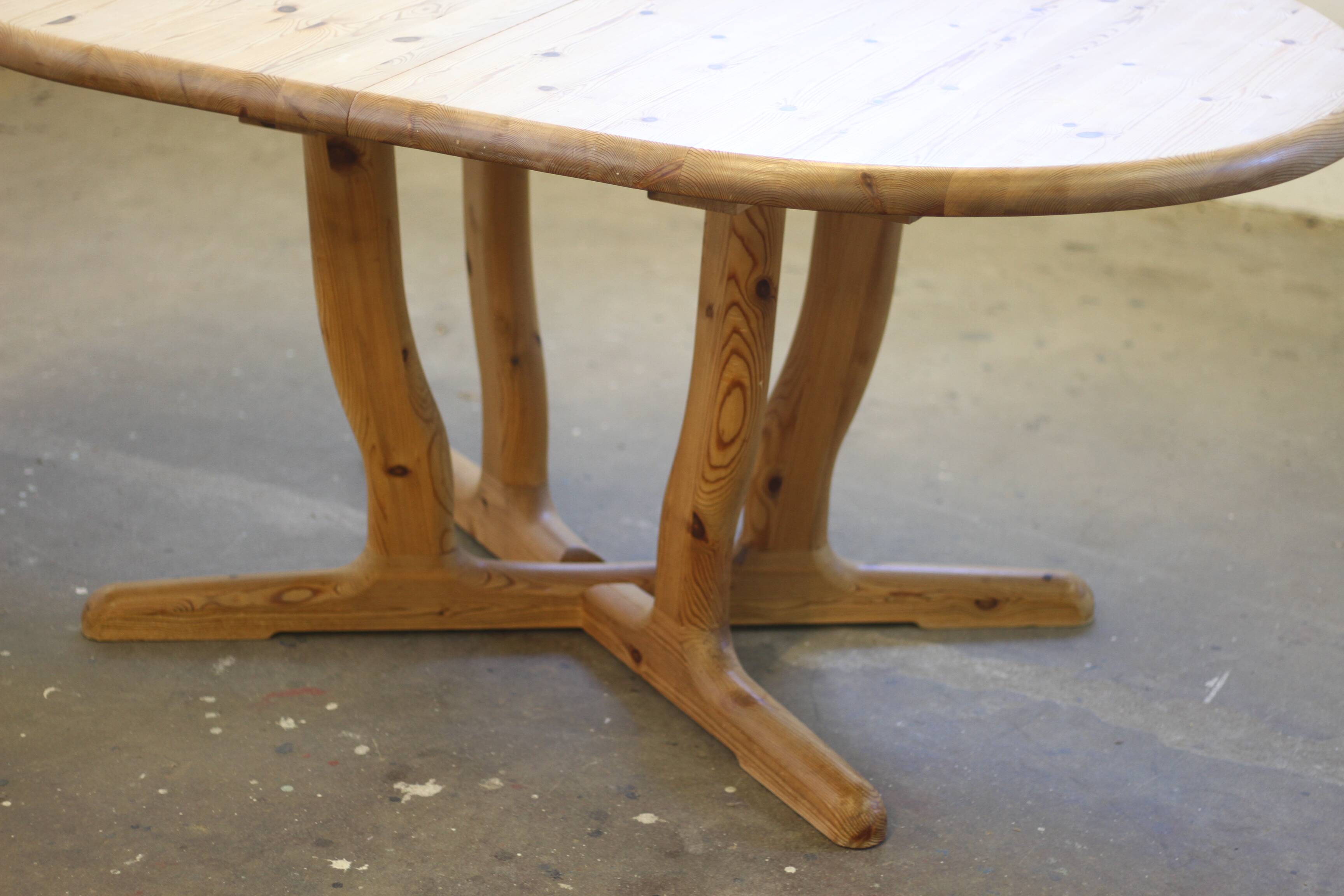 Rainer Daumiller Style Solid Extendable Pinewood Dining Table, 1980's Dyrlu