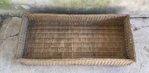 Grande caisse ou panier rectangulaire en osier - vintage 1960