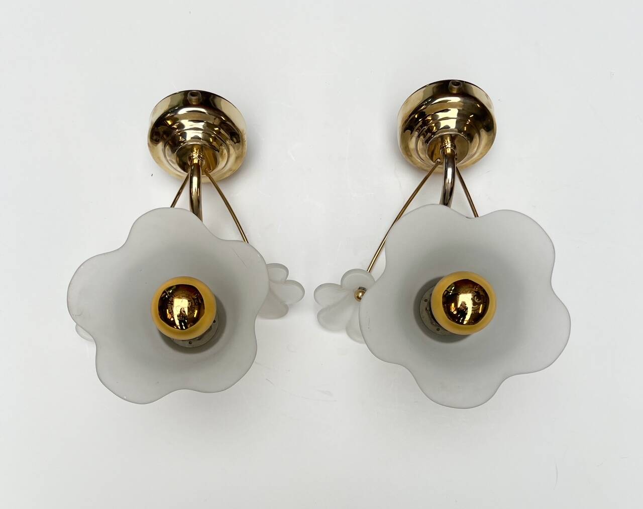 Set of 2 brass Art Deco wall lamps flower, 1960’s