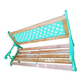 Garden bench in cast iron and wood