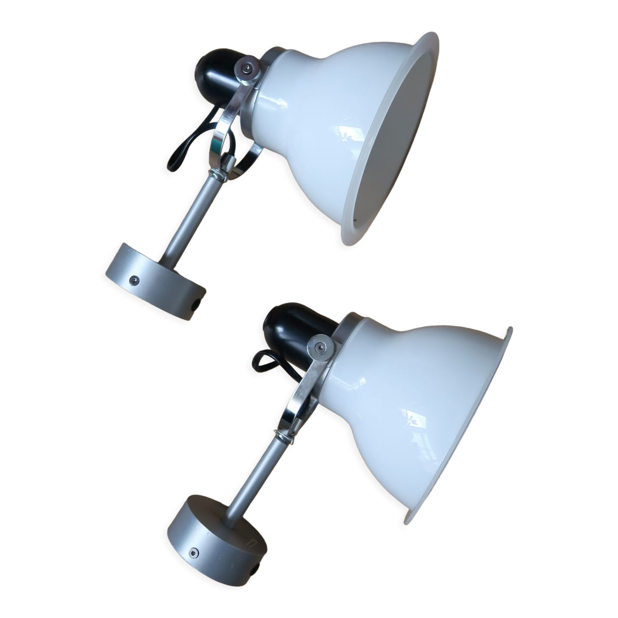 Pair of wall lamps angloipoise