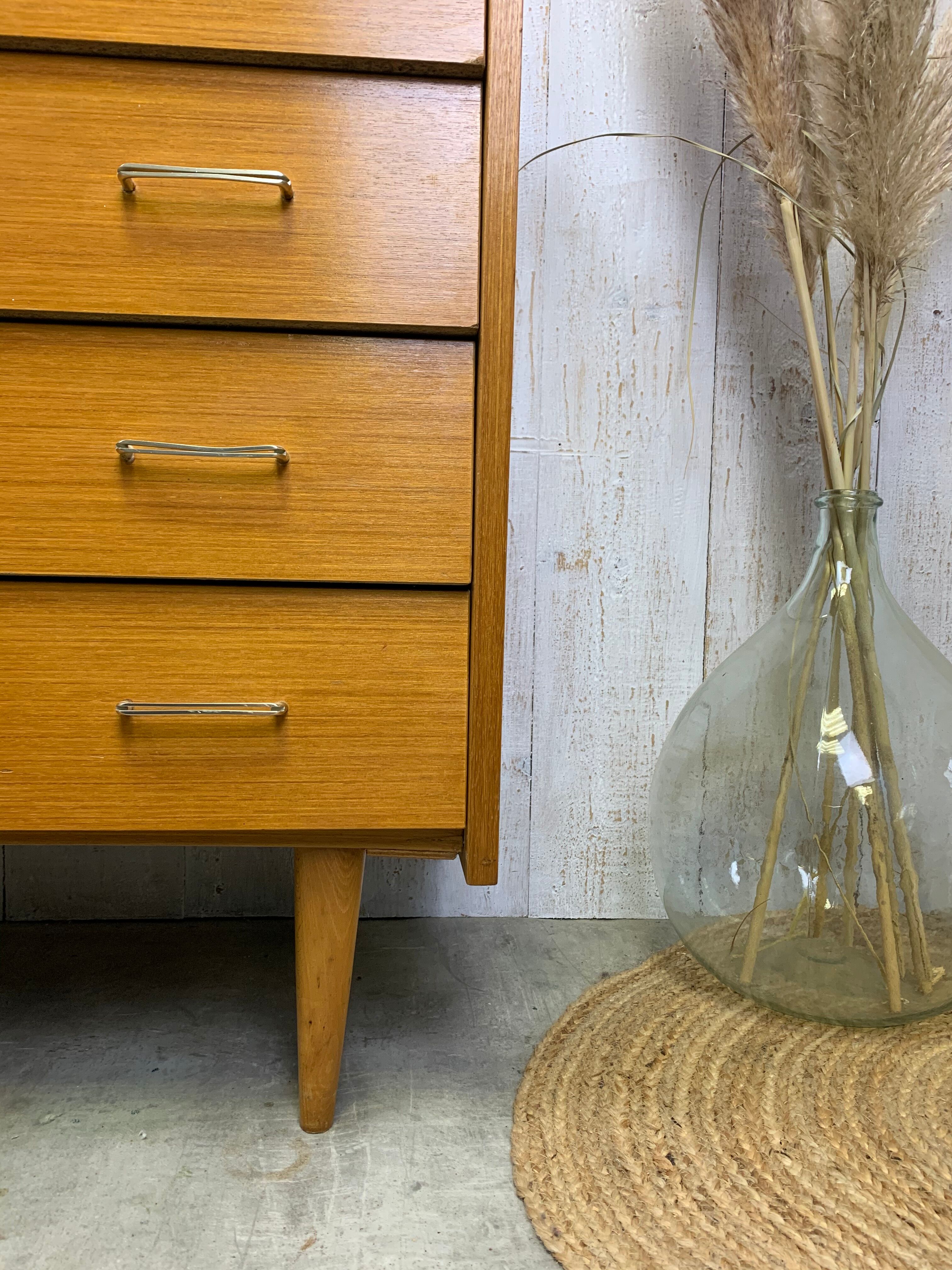 Chest of drawers  with tapered feet