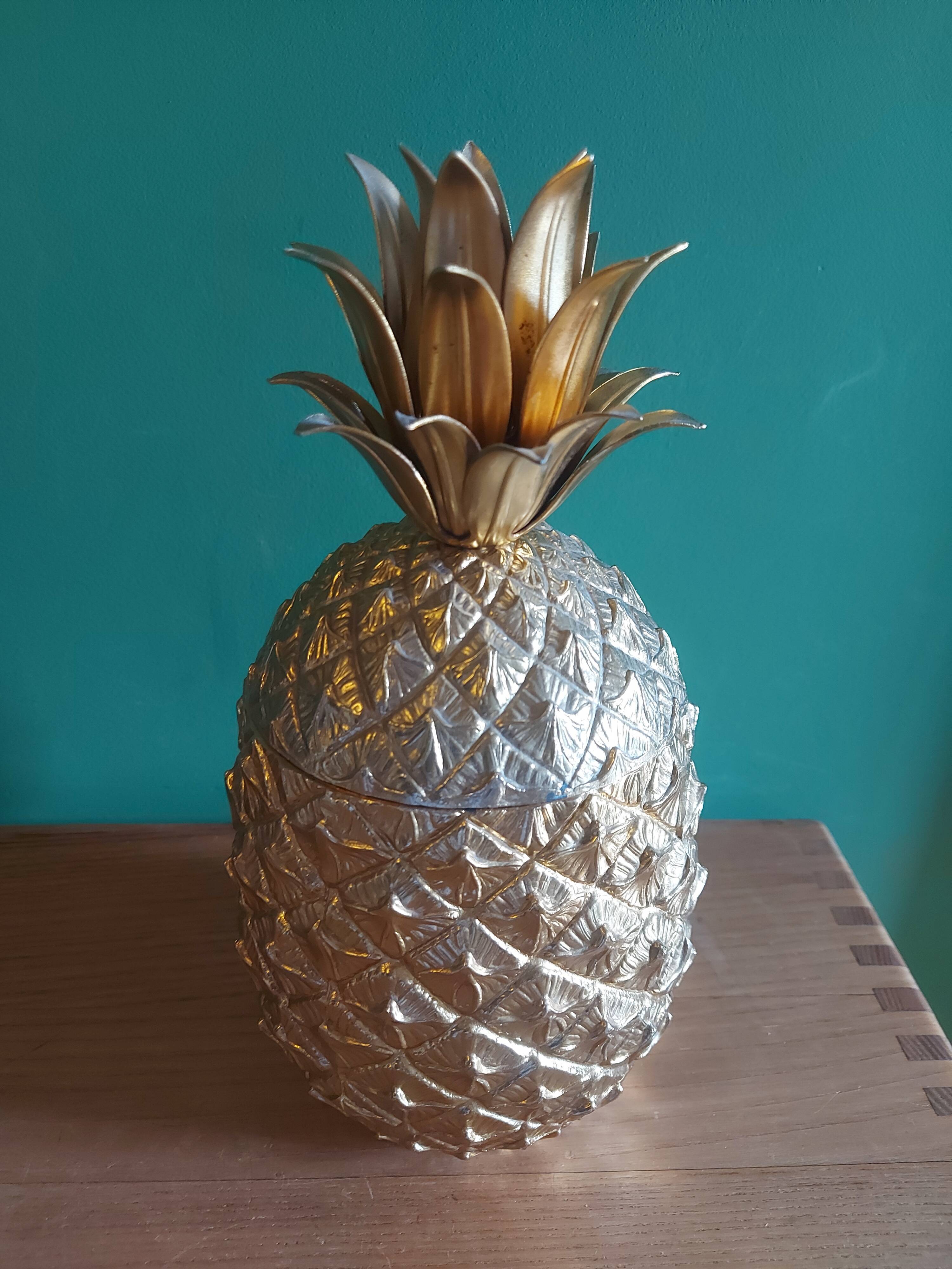 Pineapple ice bucket in golden metal Mauro Manetti
