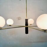 Lustre 5 feux en opaline blanche et métal, années 60