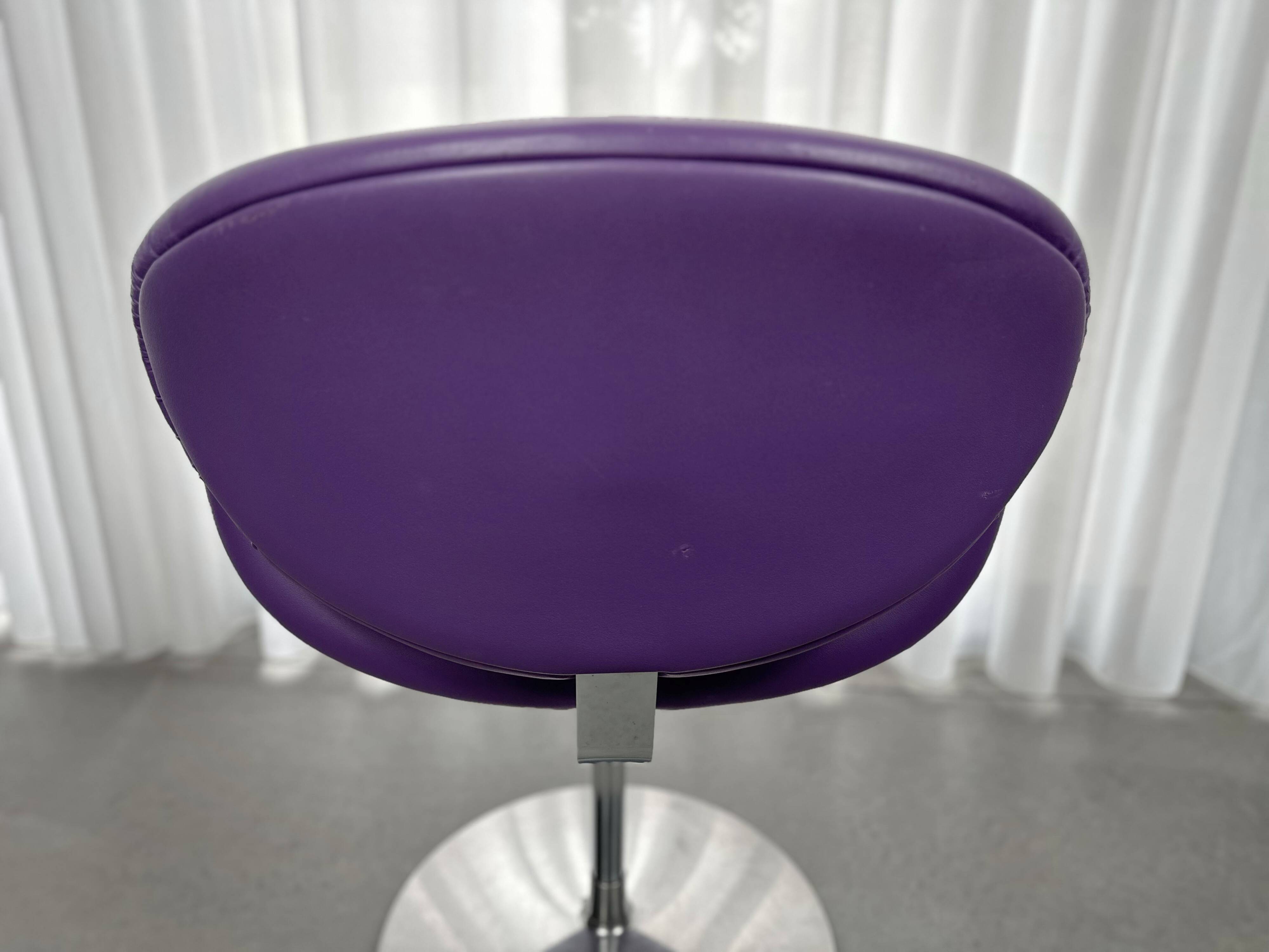 Little Tulip by Pierre Paulin for Artifort
