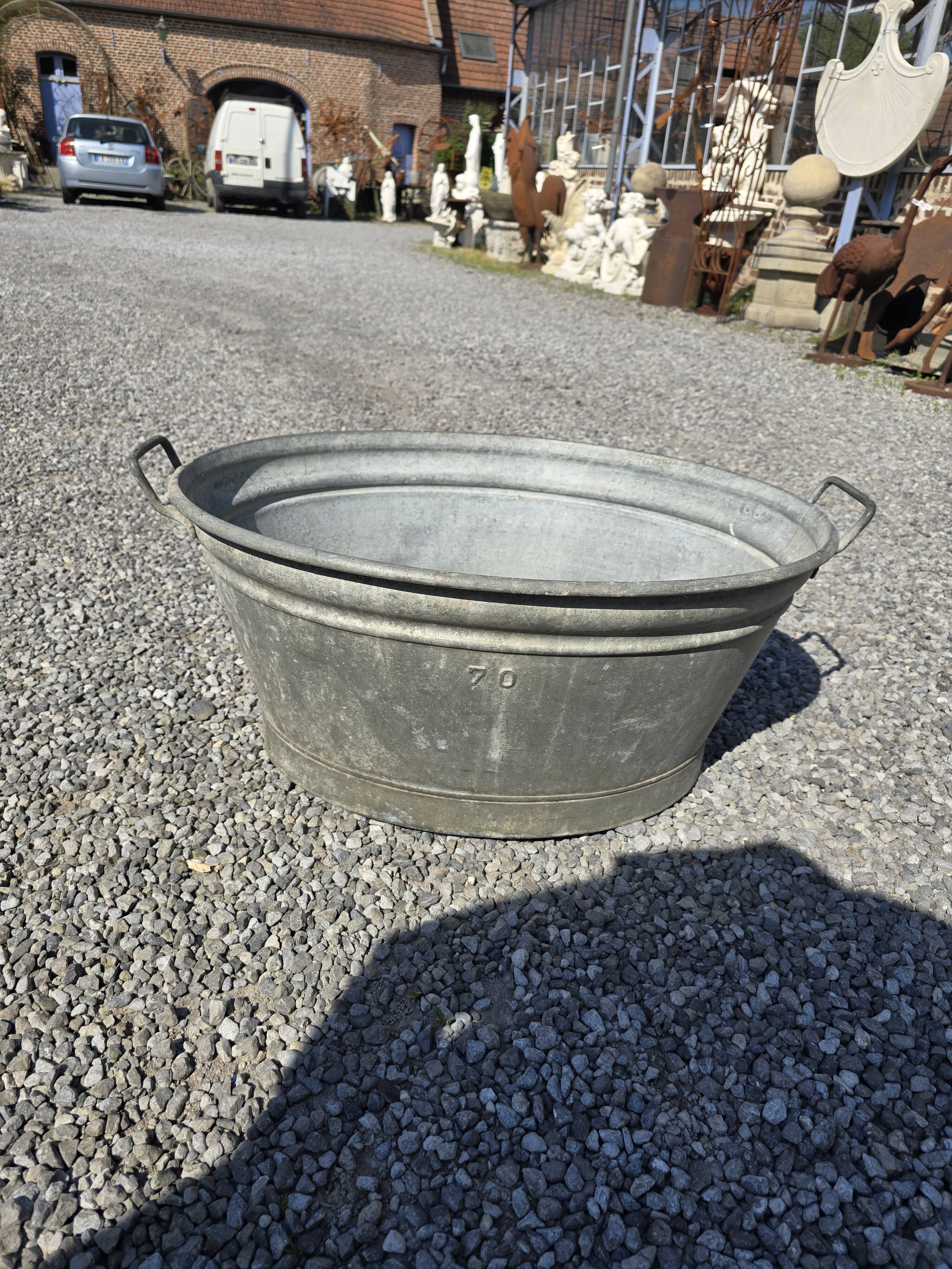 Old zinc basin or bathtub, 70 liters