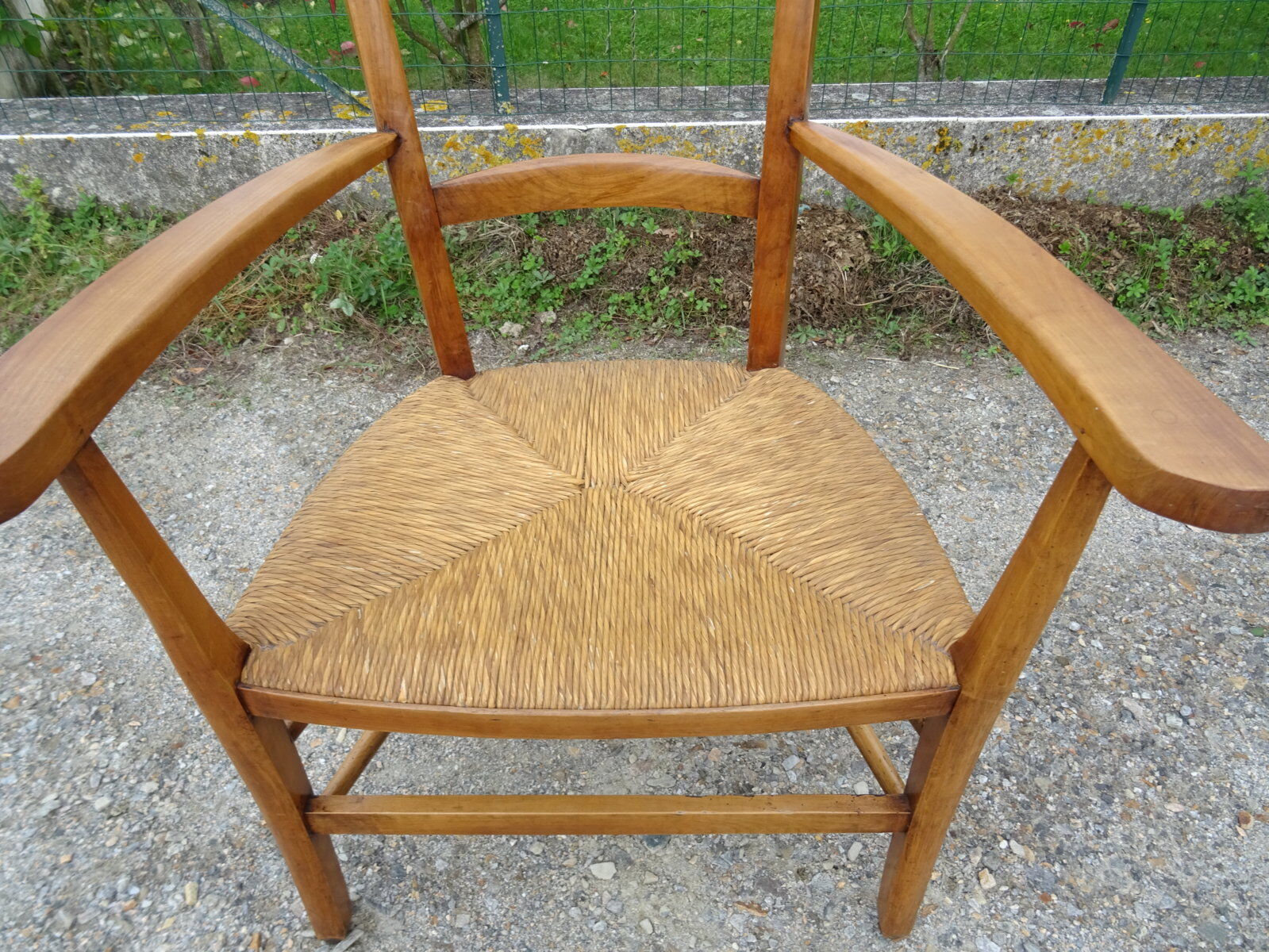 Mulched armchair high backrest