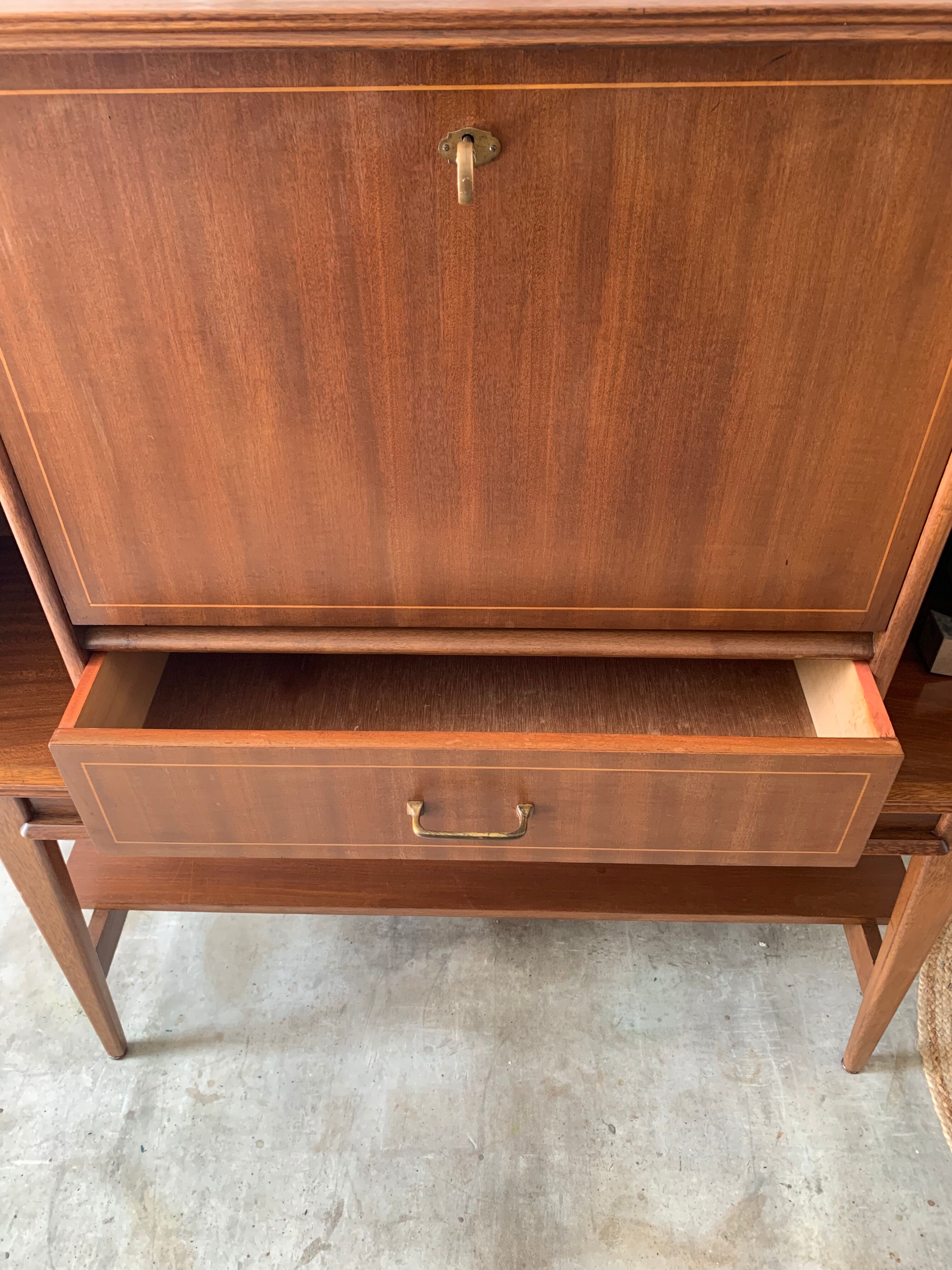 Vintage buffet/bar