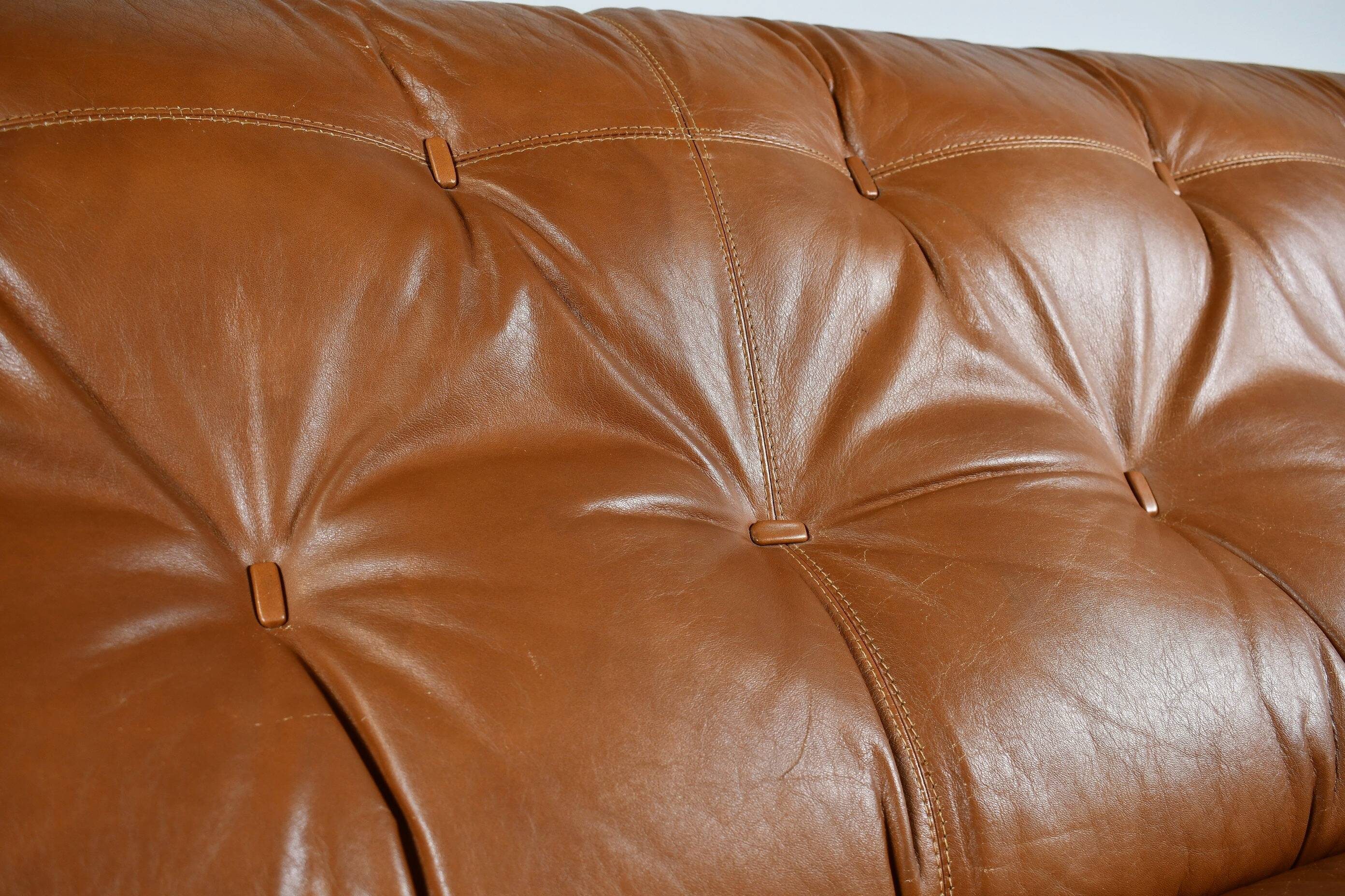 Sofa "Rodeio" par Jean Gillon pour Italma Woodart. Brésil 1965.