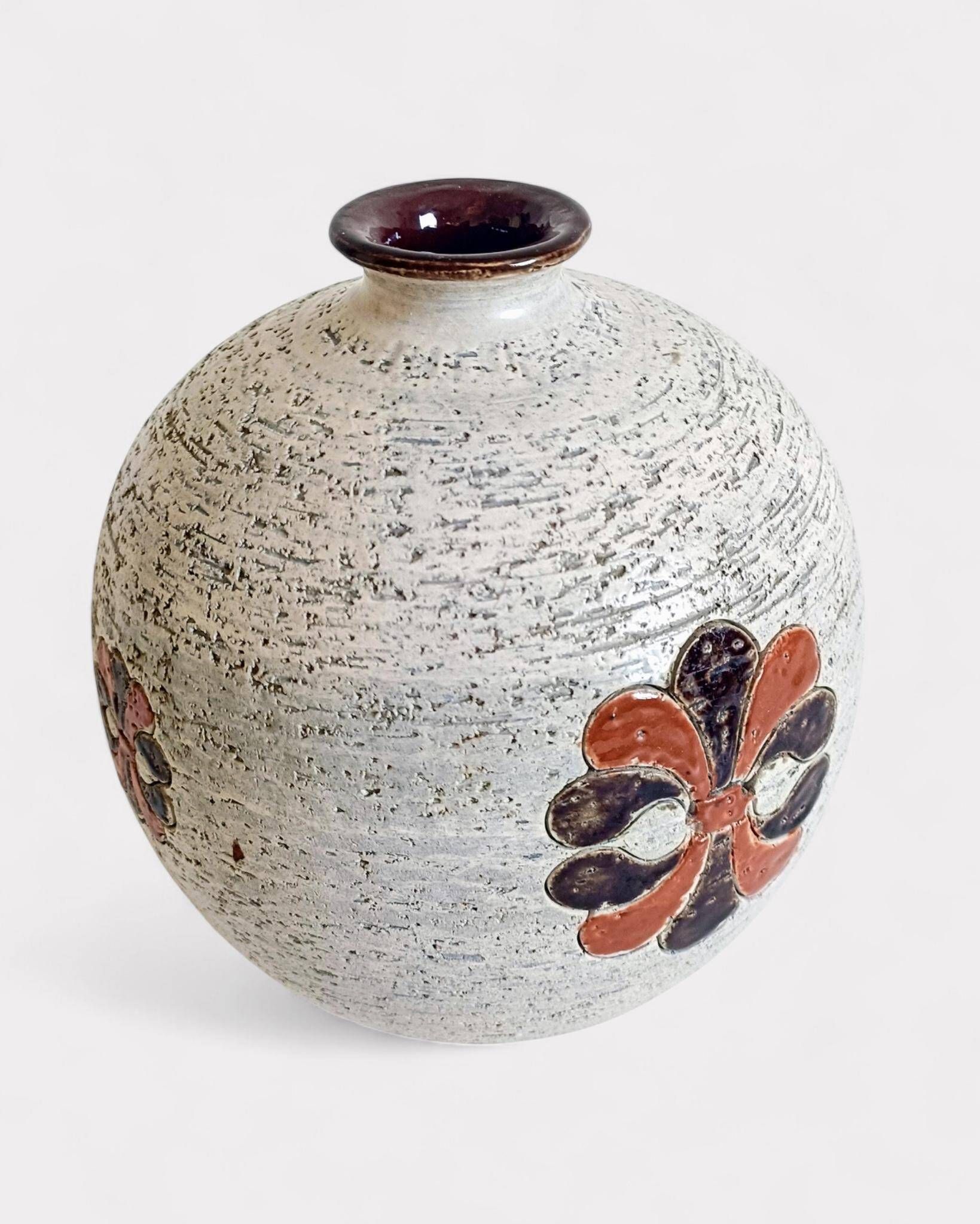 Bitossi by Aldo Londi Chamotte Ball Vase, Italy, 1960s