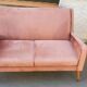 canapé 2 place en nubuck style 1950/60 pieds inclinés
