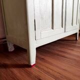 Green Parisian Buffet