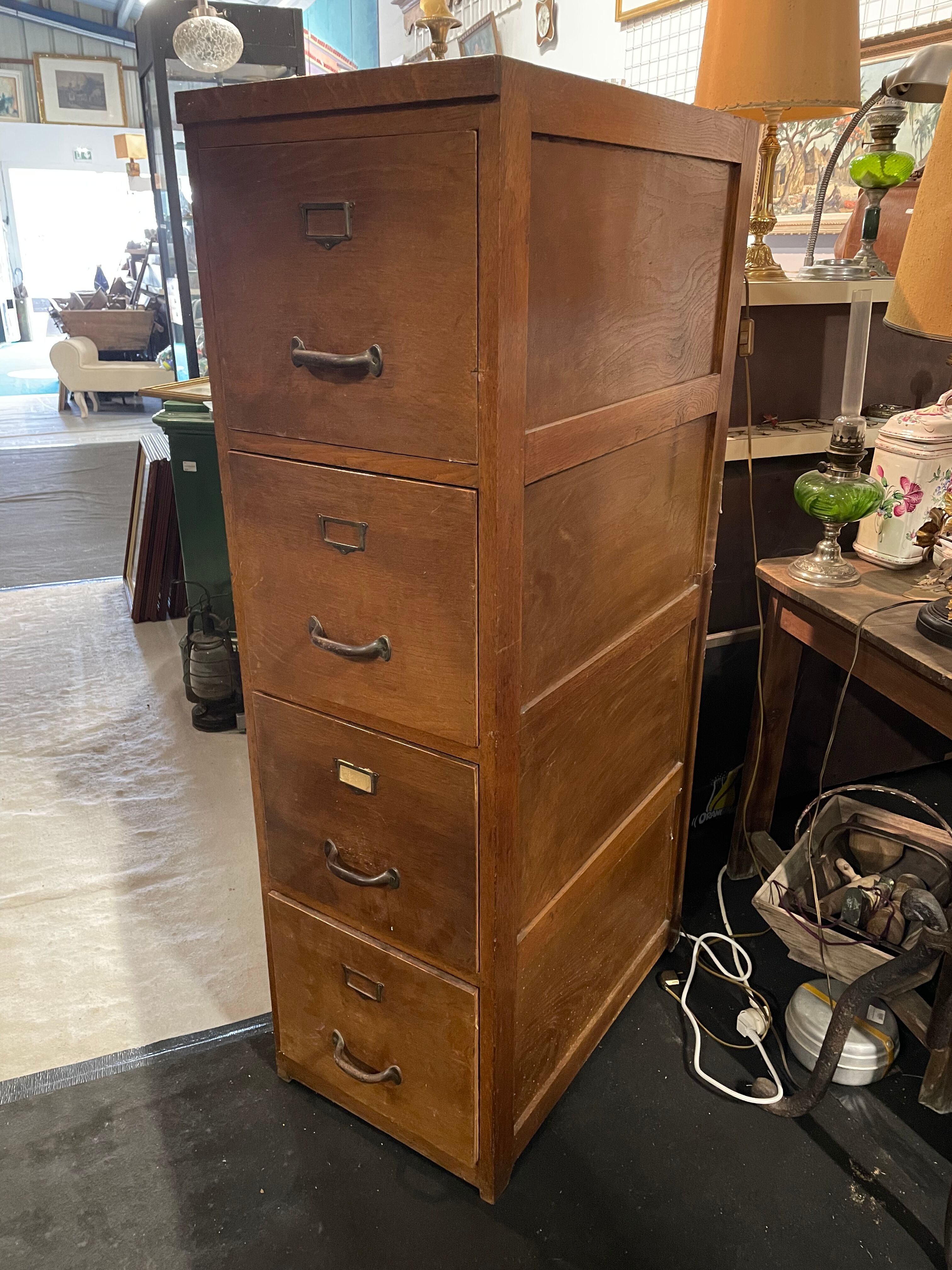Vertical drawer locker