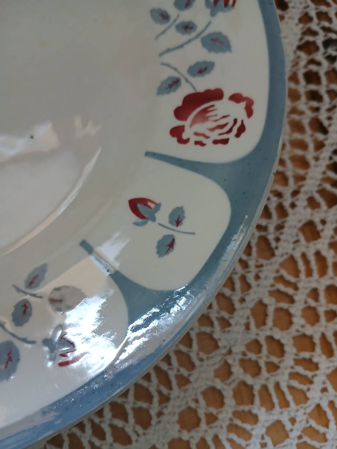 Antique Saint Amand fruit bowl