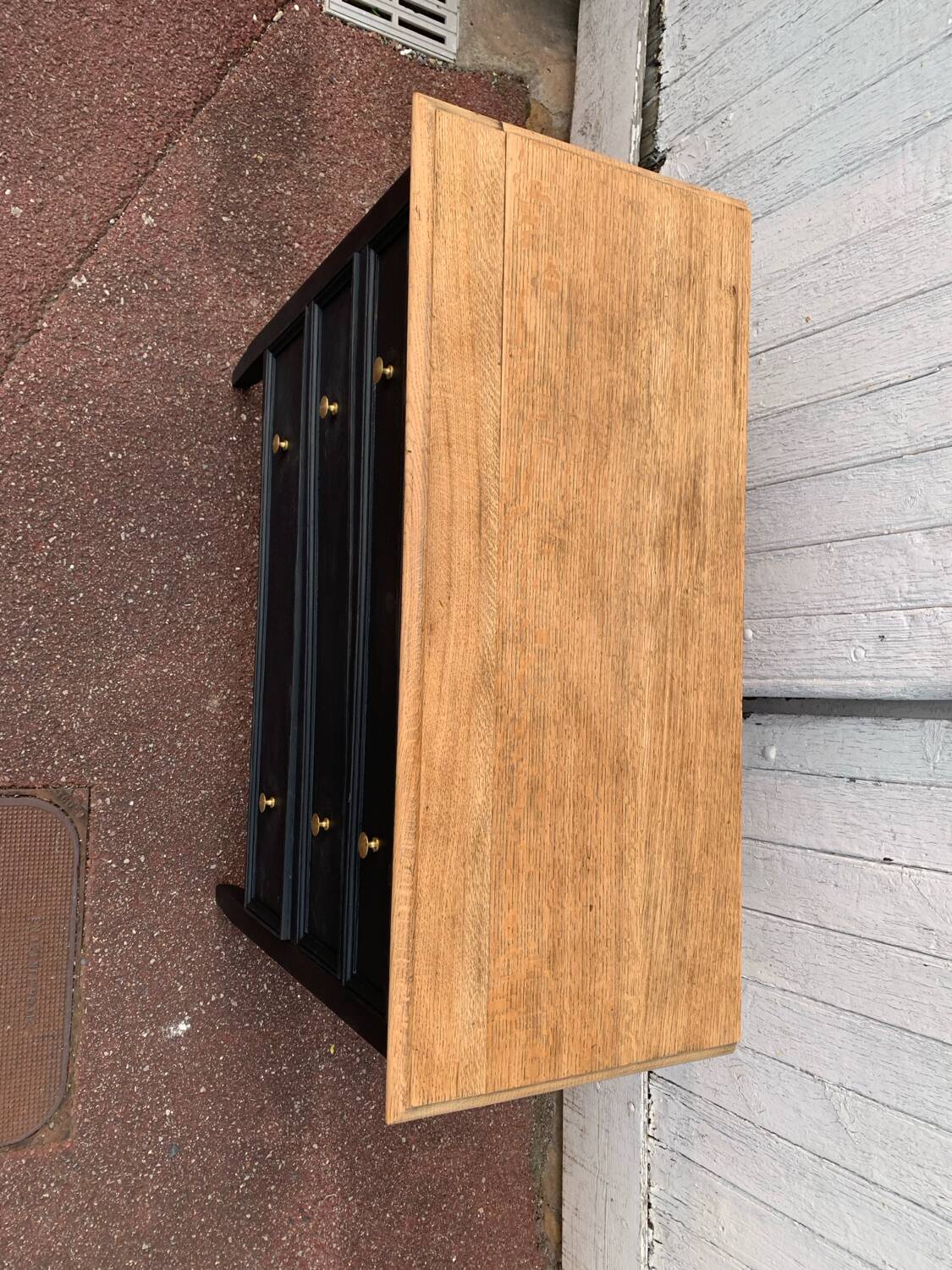 Matte black oak chest of drawers with 3 drawers