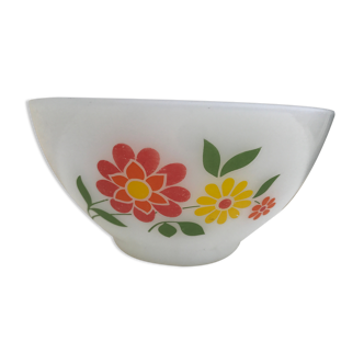 Vintage flower arcopal bowl