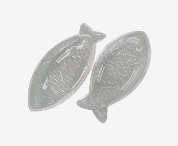 Two glass raviers in the shape of a fish