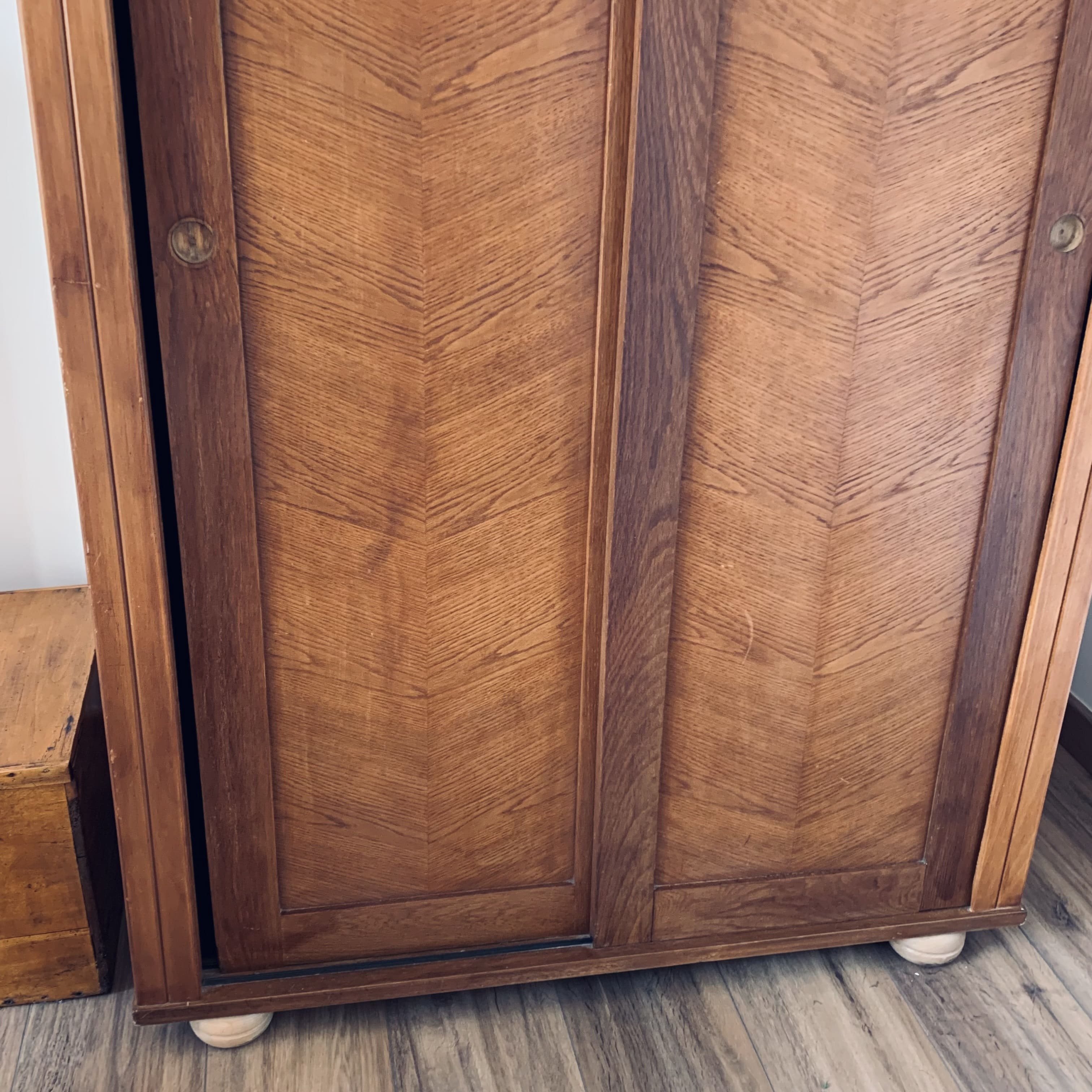 Vintage wardrobe/ wardrobe