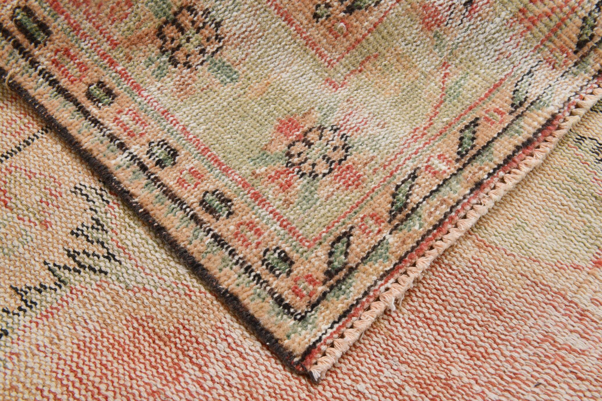 Red & cream oriental turkish vintage rug