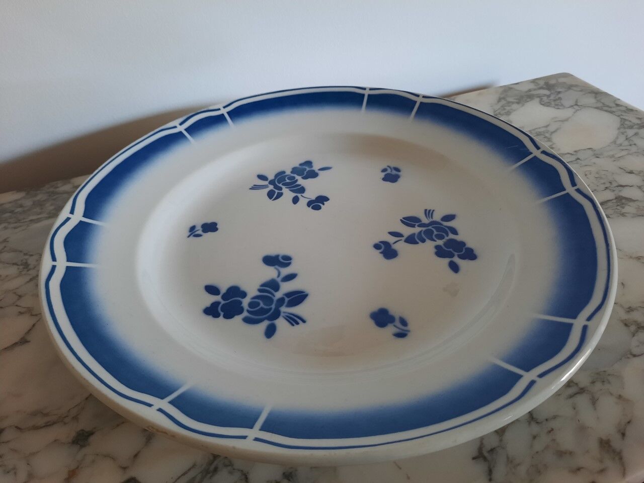 Serving dish