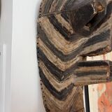 African decorative object wooden mask