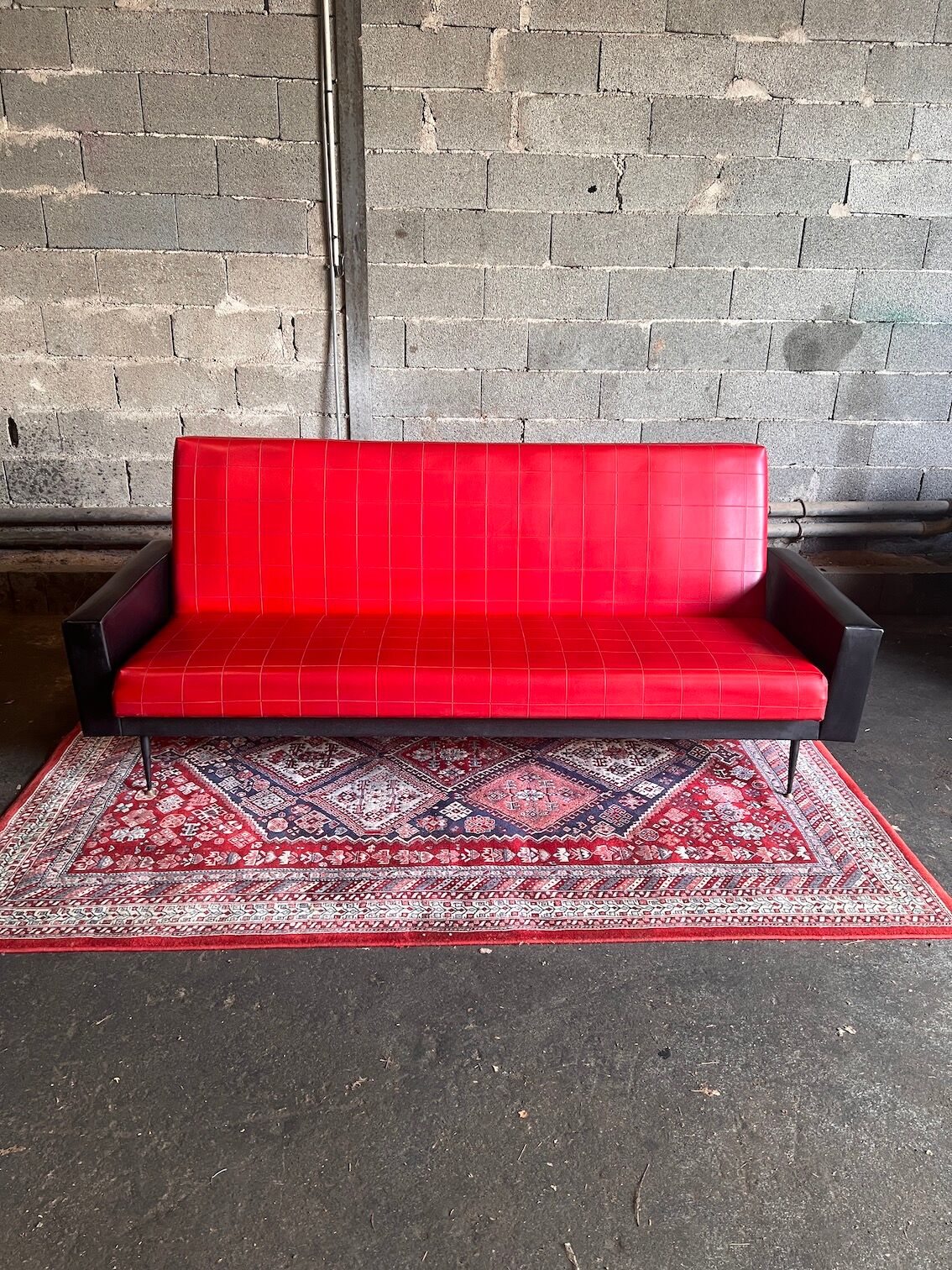 Vintage Daybed sofa bed from the 60s in red and black skaï