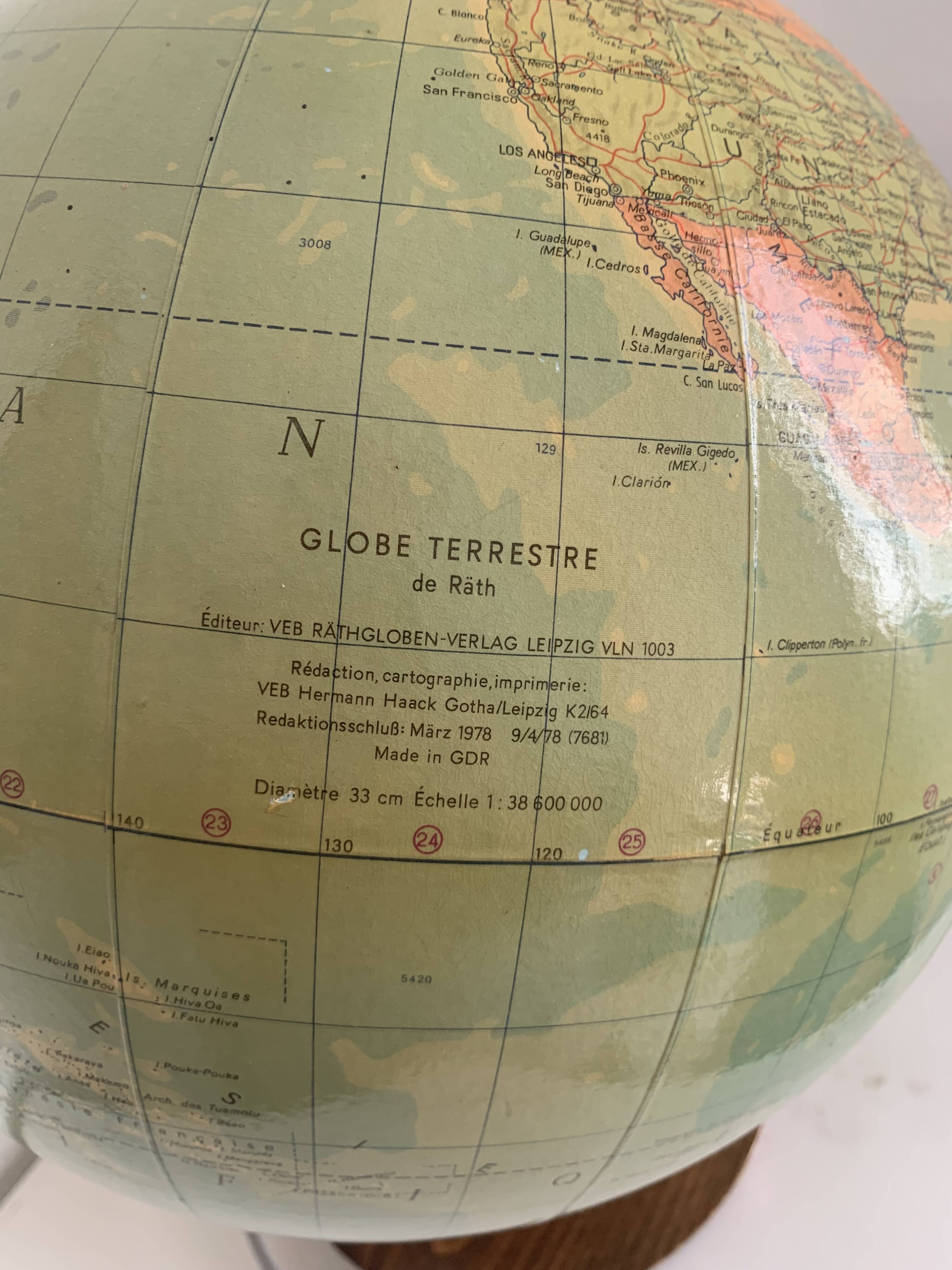Globe terrestre vintage 1978 de Räth Leipzig ex-RDA - 43 cm