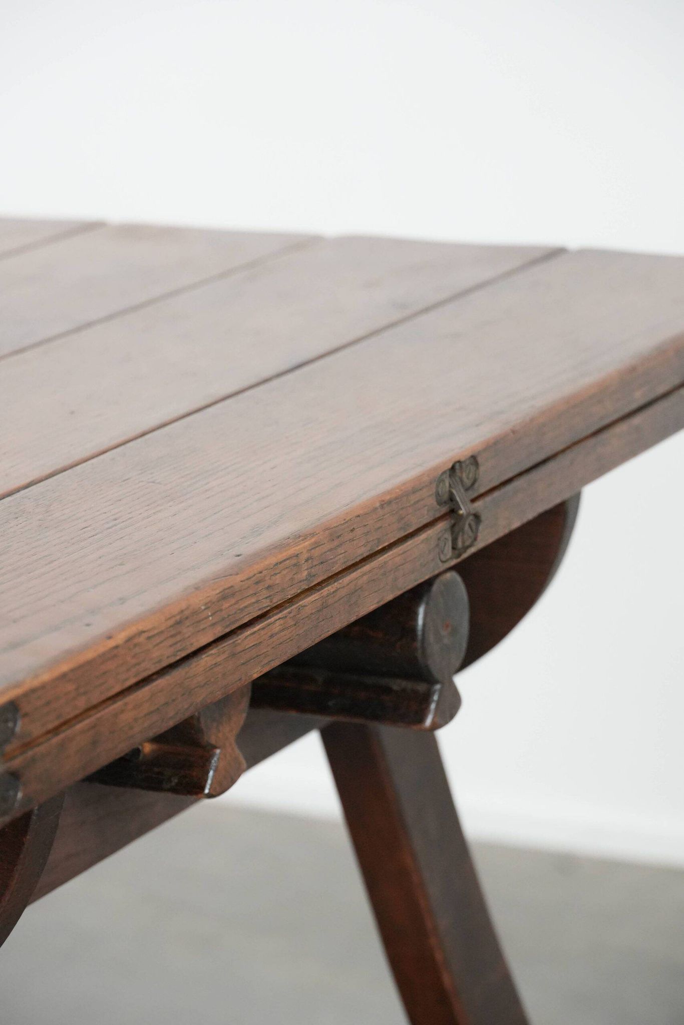 Antique Swiss extendable dining table made of oak from the mid-19th century