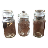 Lot de trois pots en verre