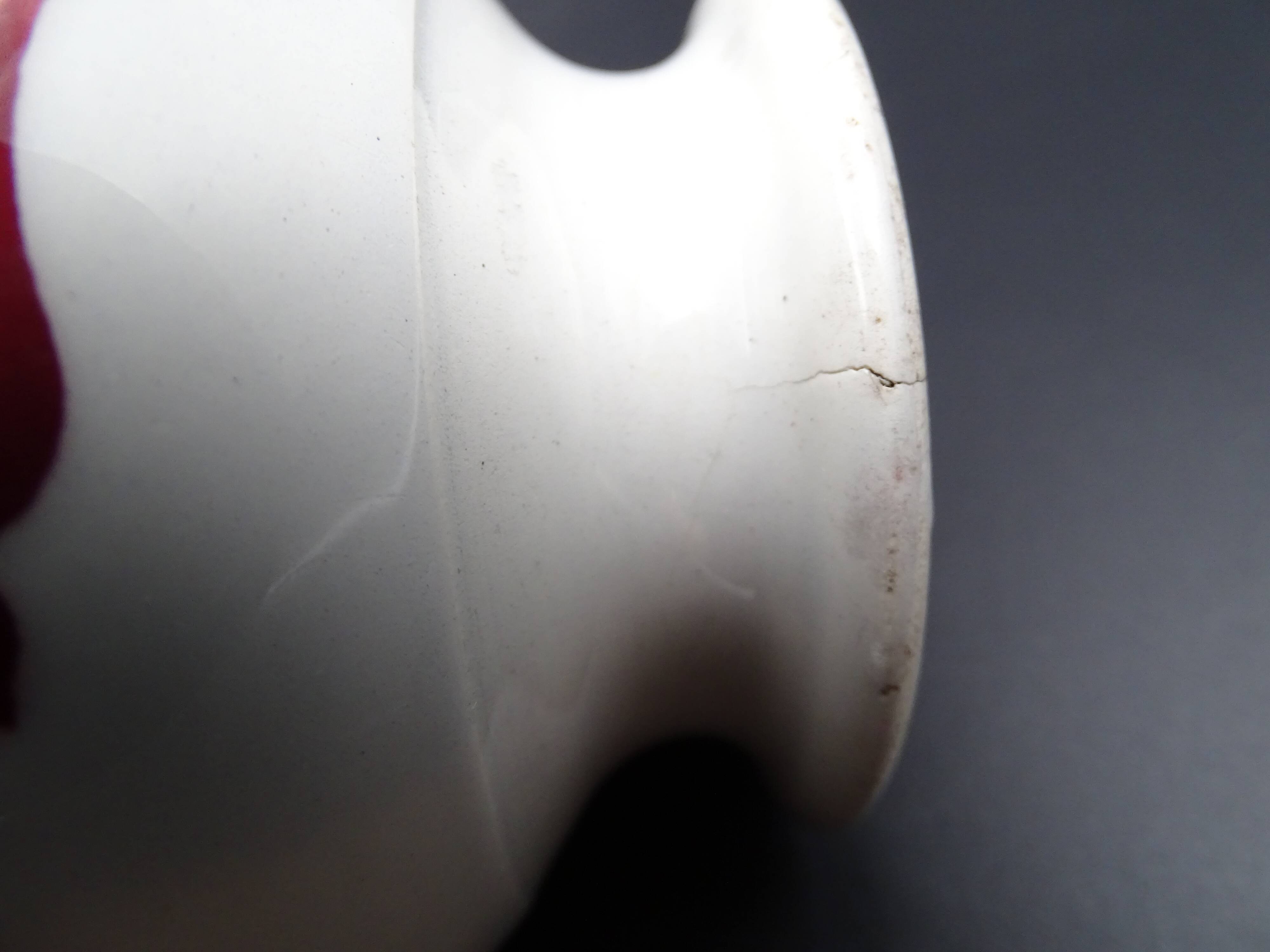 Saarland Digoin's Faience Bowl - Red Swallow Decoration - 1940