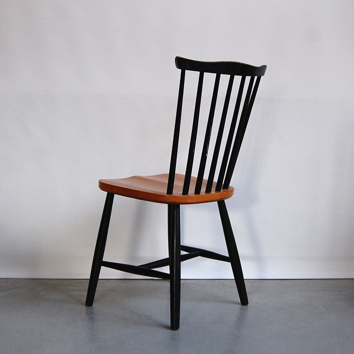 Suite of 5 Belgian vintage chairs with bars