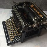 Old Underwood typewriter