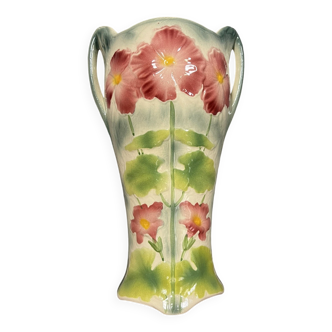 Saint Clément : vase en barbotine époque Art Nouveau vers 1900