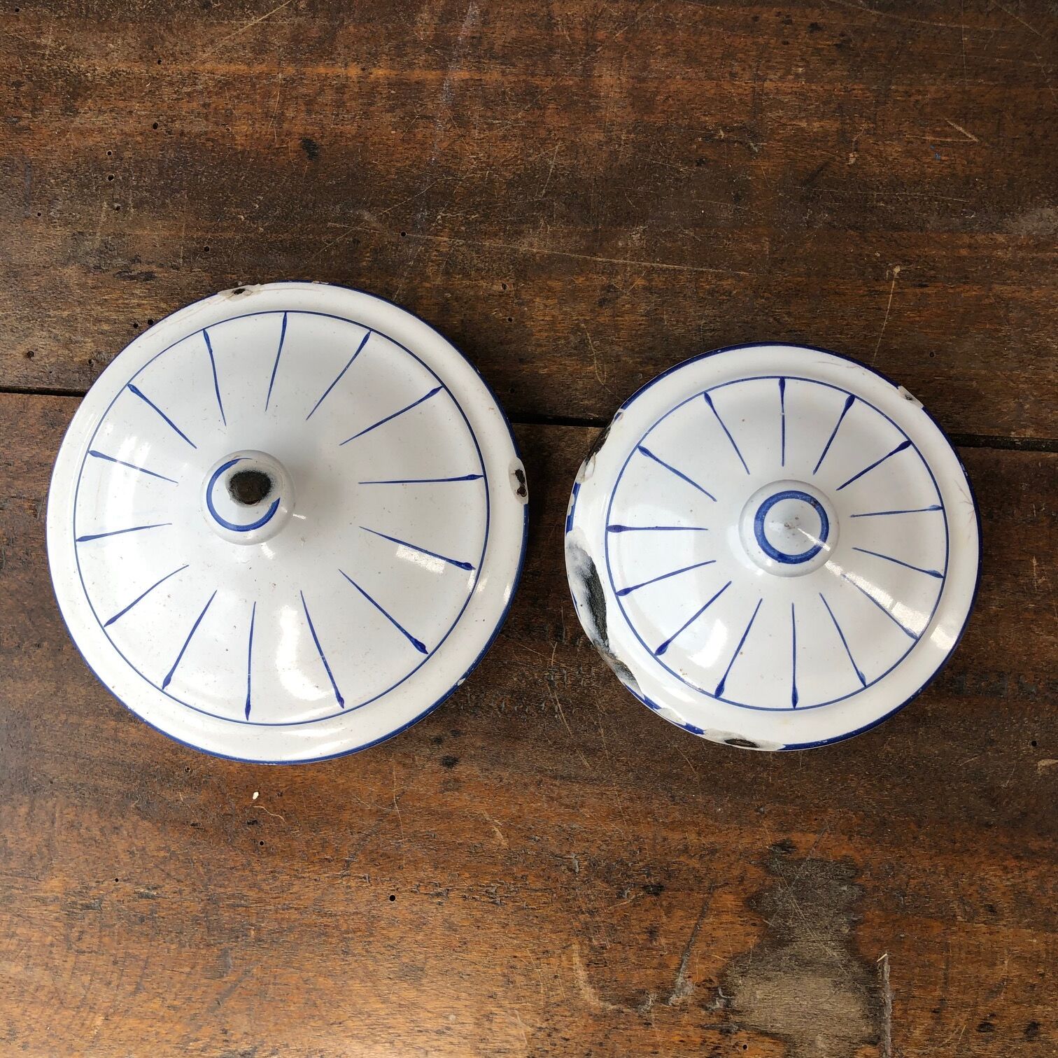 Duo de pots en émail “Farine” et “Pâtes”