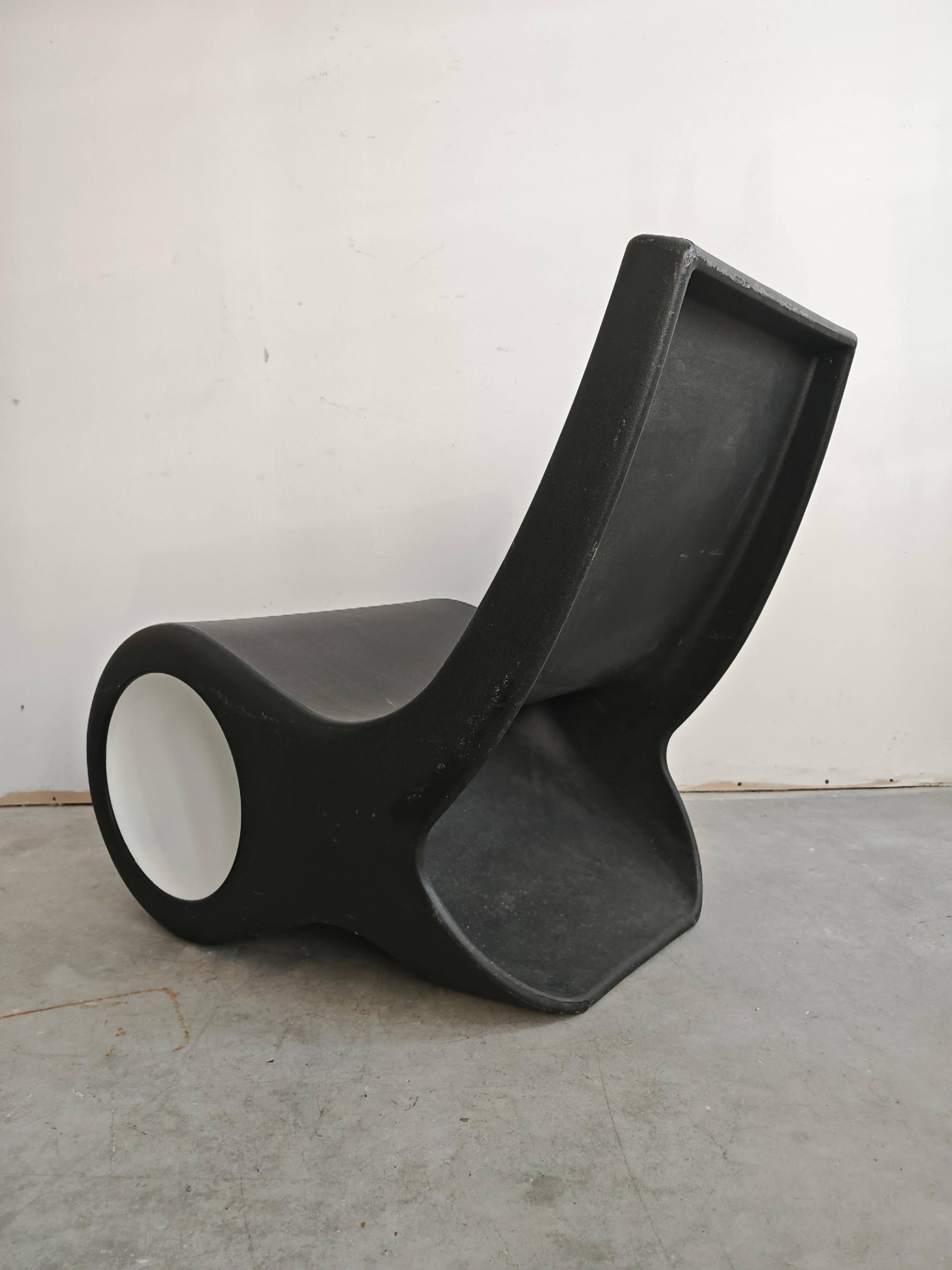 Fauteuil lounge postmoderne Fish chair Satyendra Pakhalé Cappellini