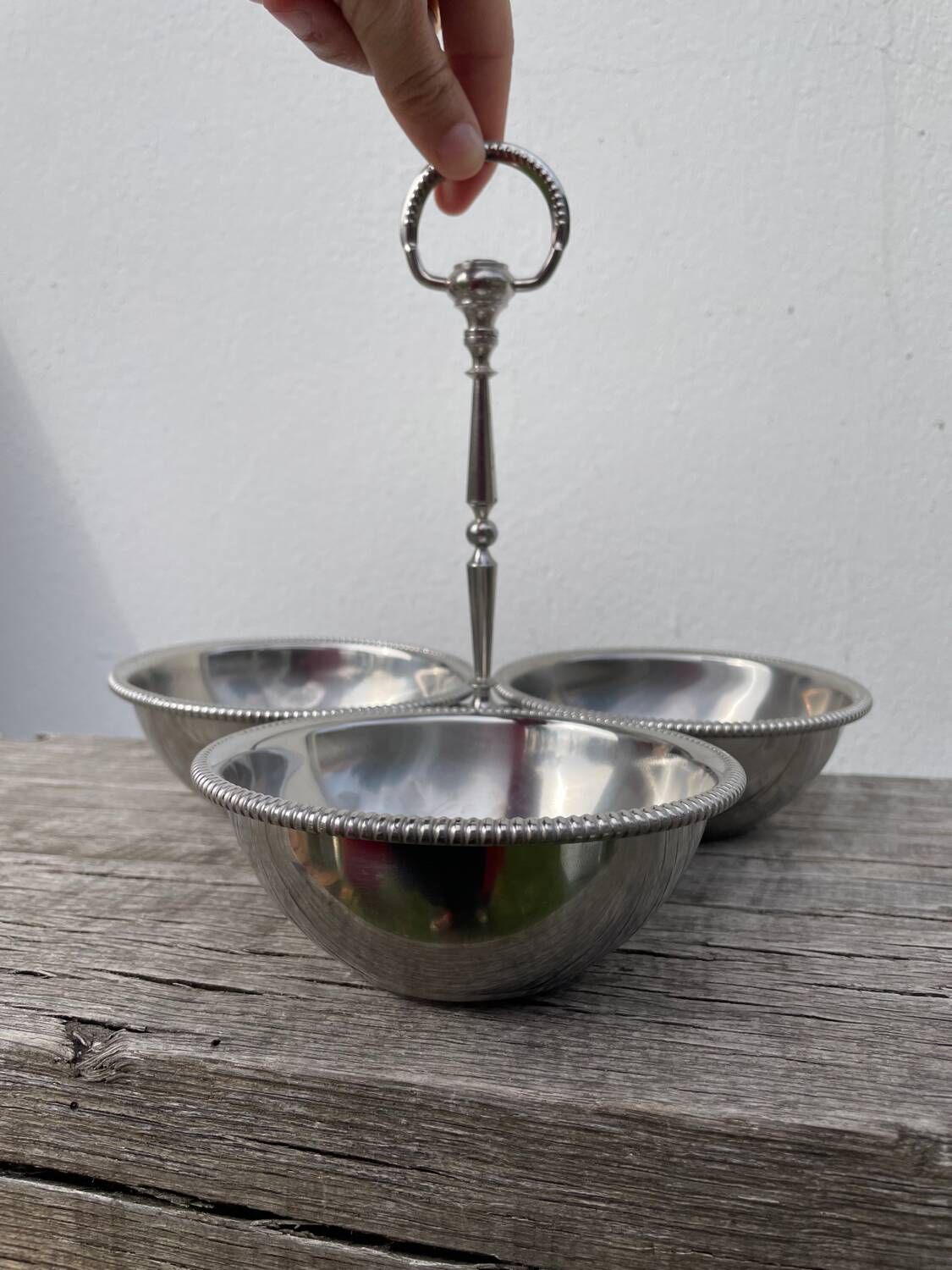 Silver-plated compartment dish