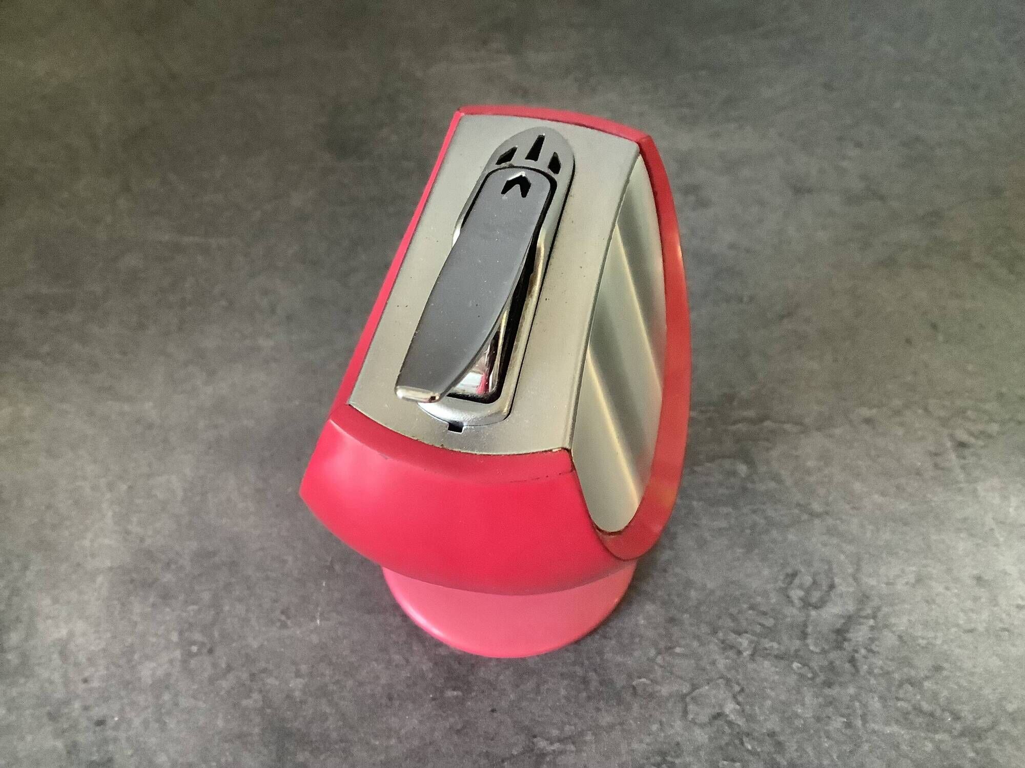 Vintage table lighter Maruman T26 Sharon – Red Space Age – 1970s